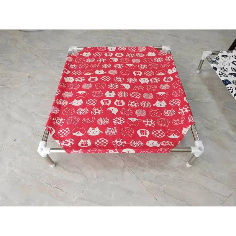 Elevated Outdoor Cat Bed for Ultimate Comfort