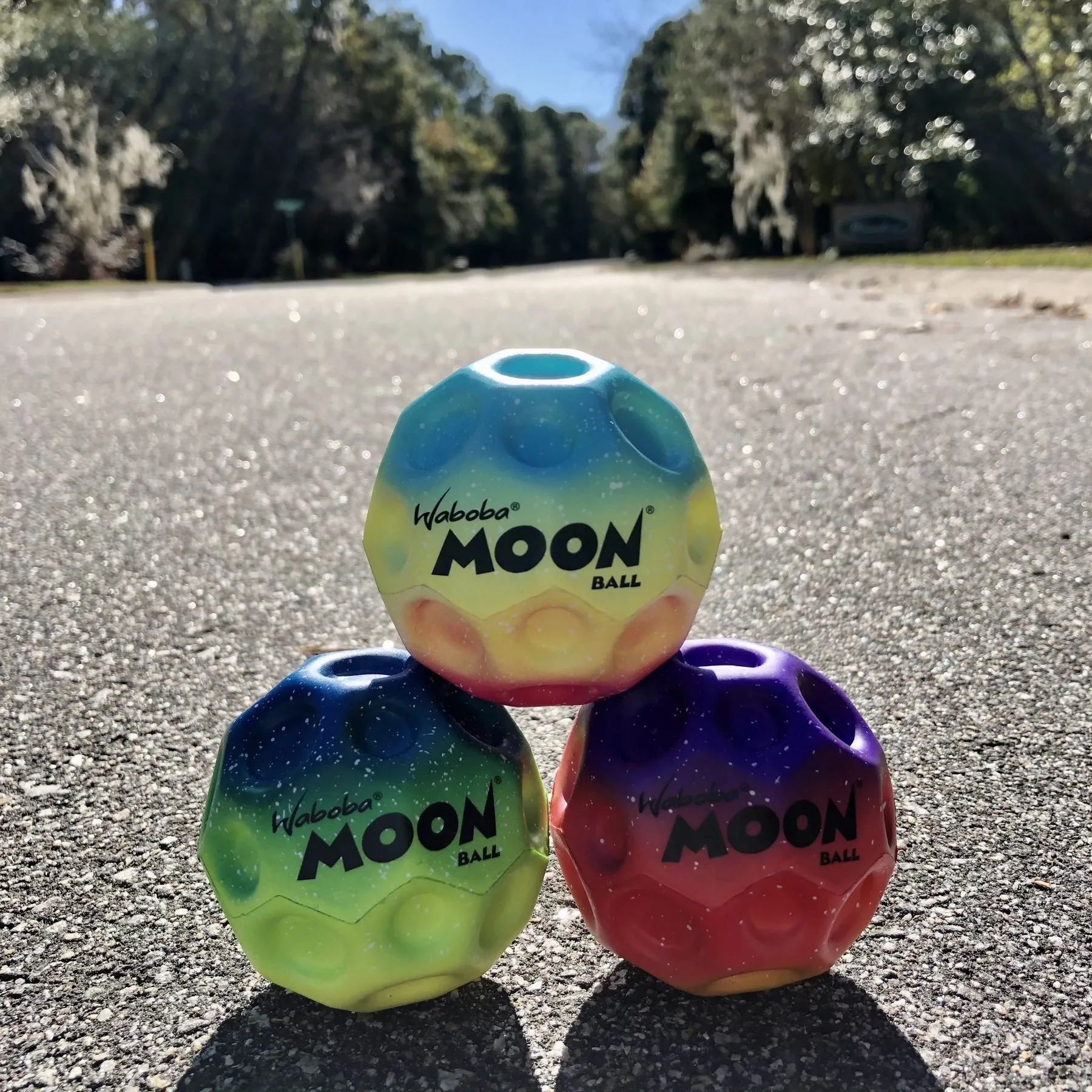 Gradient Moon Ball